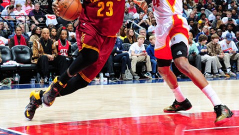 三分27连铁！西决抢七火箭92-101遭勇士逆转