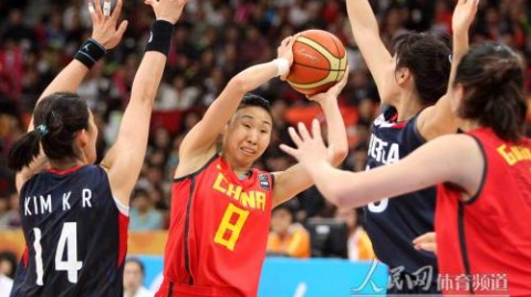 亚运女篮决赛：中国82-64大胜泰国成功卫冕