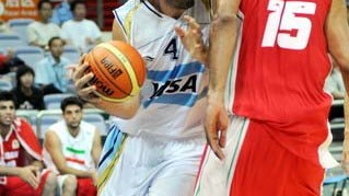 伊朗88-85西班牙，哈达迪28+14送欧洲劲旅开门黑